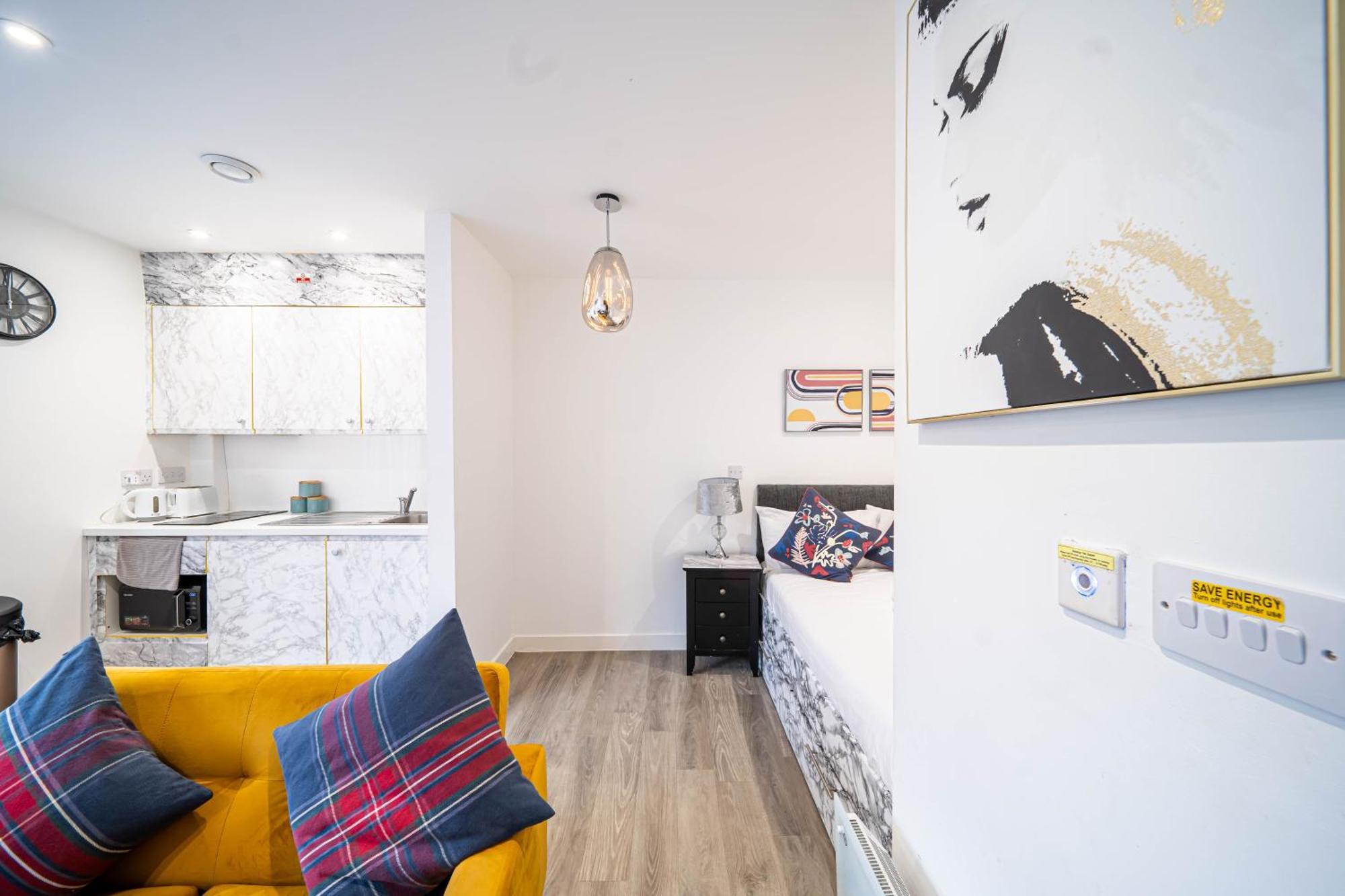 Avo Apartments: Serviced Short Lets with Free WiFi in South Yorkshire Sheffield Exterior photo